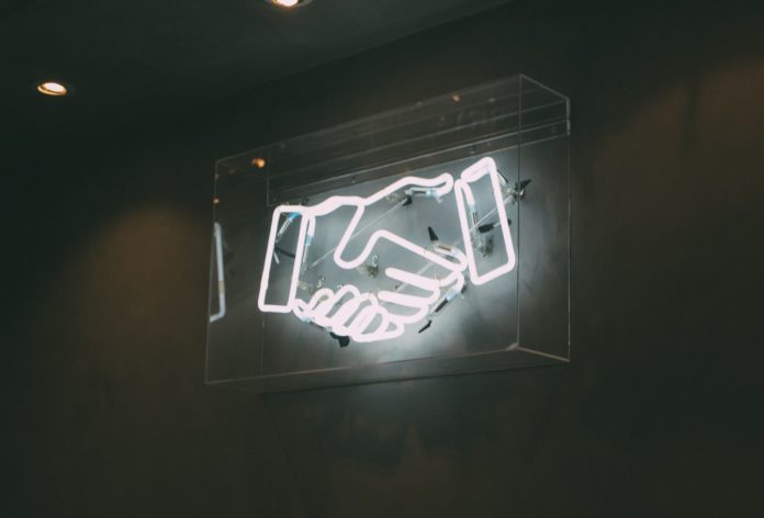 charles-deluvio-AT5vuPoi8vc-unsplash